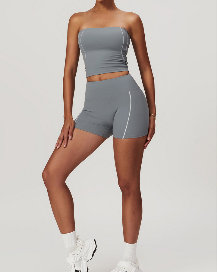 ARIELLE SHORTS - STRETCHABLE ACTIVE SHORTS